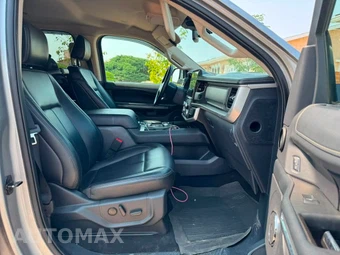 2024 Ford Expedition MAX XLT - miniatura 5