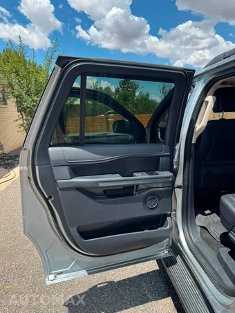 2024 Ford Expedition MAX XLT - miniatura 8