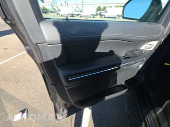 2024 Ford Expedition MAX XLT - miniatura 9