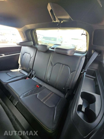 2024 Ford Expedition Platinum - miniatura 11