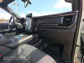 2024 Ford Expedition Platinum - miniatura 17