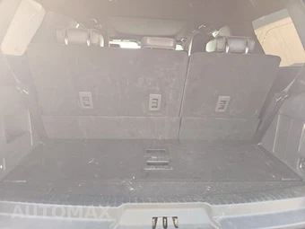 2024 Ford Expedition Platinum - miniatura 17