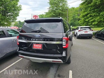 2024 Ford Expedition Platinum - miniatura 3