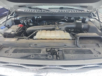 2024 Ford Expedition Platinum - miniatura 16