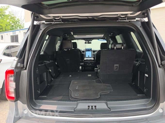 2024 Ford Expedition Platinum - miniatura 15