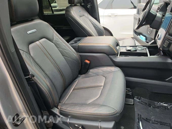 2024 Ford Expedition Platinum - miniatura 19