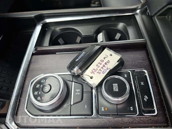 2024 Ford Expedition Platinum - miniatura 8