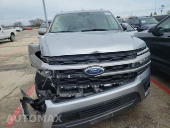 2024 Ford Expedition XLT - miniatura 2