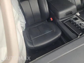 2024 Ford Expedition XLT - miniatura 8