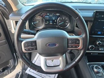 2024 Ford Expedition XLT - miniatura 16