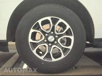 2024 Ford Expedition XLT - miniatura 9