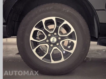 2024 Ford Expedition XLT - miniatura 11