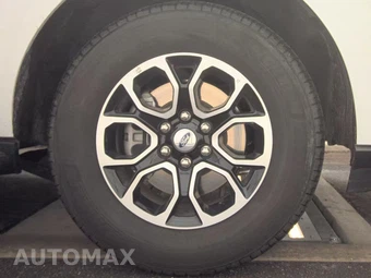 2024 Ford Expedition XLT - miniatura 10