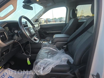 2024 Ford Expedition XLT - miniatura 13