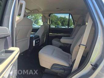 2024 Ford Expedition XLT - miniatura 10