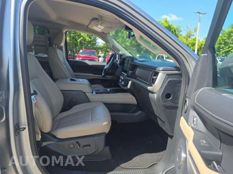 2024 Ford Expedition XLT - miniatura 16