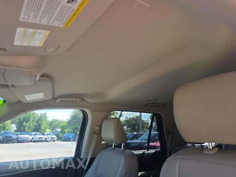 2024 Ford Expedition XLT - miniatura 8