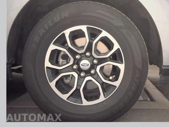 2024 Ford Expedition XLT - miniatura 10