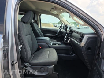 2024 Ford Expedition XLT - miniatura 14