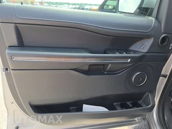 2024 Ford Expedition XLT - miniatura 15