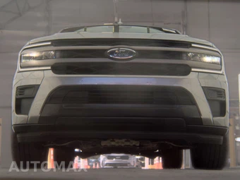 2024 Ford Expedition XLT - miniatura 3