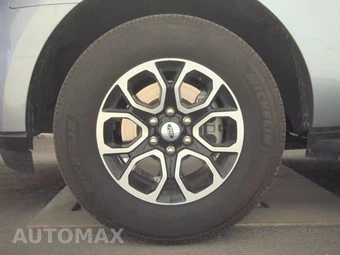 2024 Ford Expedition XLT - miniatura 9