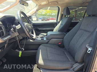 2024 Ford Expedition XLT - miniatura 13