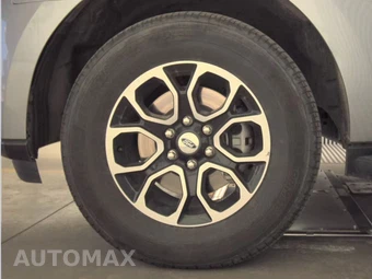 2024 Ford Expedition XLT - miniatura 9