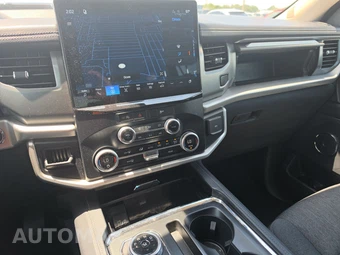 2024 Ford Expedition XLT - miniatura 17