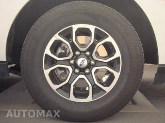 2024 Ford Expedition XLT - miniatura 10