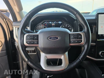 2024 Ford Expedition XLT - miniatura 16