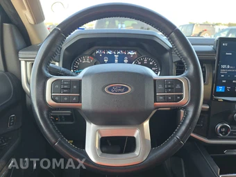 2024 Ford Expedition XLT - miniatura 10