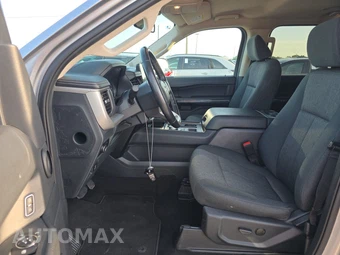 2024 Ford Expedition XLT - miniatura 7