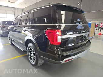 2024 Ford Expedition XLT - miniatura 6