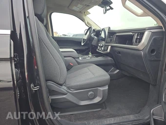 2024 Ford Expedition XLT - miniatura 8