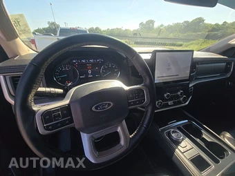 2024 Ford Expedition XLT - miniatura 11