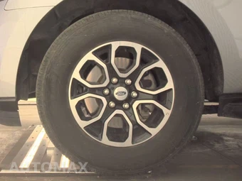 2024 Ford Expedition XLT - miniatura 9