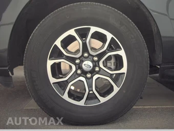 2024 Ford Expedition XLT - miniatura 9