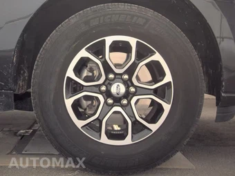 2024 Ford Expedition XLT - miniatura 10