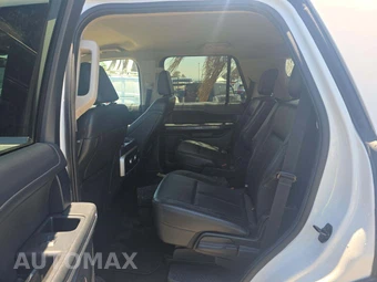 2024 Ford Expedition XLT - miniatura 13