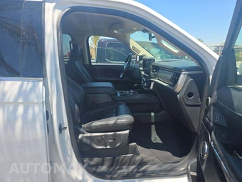 2024 Ford Expedition XLT - miniatura 19