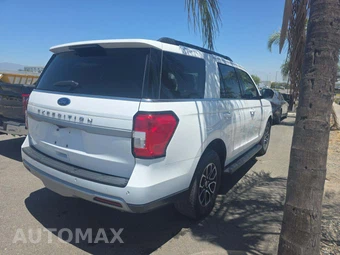 2024 Ford Expedition XLT - miniatura 3