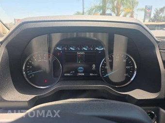 2024 Ford Expedition XLT - miniatura 9