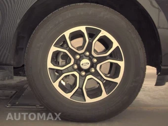 2024 Ford Expedition XLT - miniatura 10