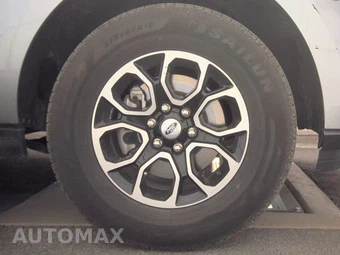 2024 Ford Expedition XLT - miniatura 10