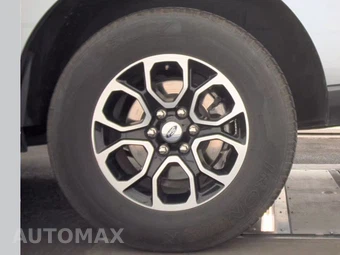 2024 Ford Expedition XLT - miniatura 12