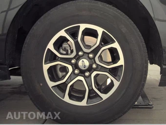 2024 Ford Expedition XLT - miniatura 10