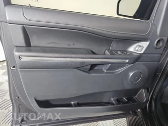 2024 Ford Expedition XLT - miniatura 9