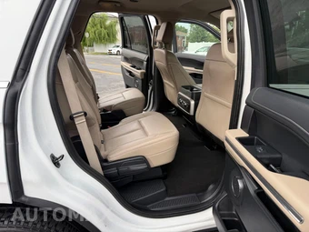 2024 Ford Expedition XLT - miniatura 28