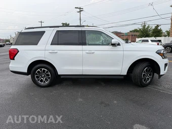 2024 Ford Expedition XLT - miniatura 8